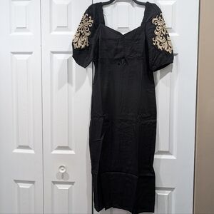 NEW Savannah Jane Keyhole Dress